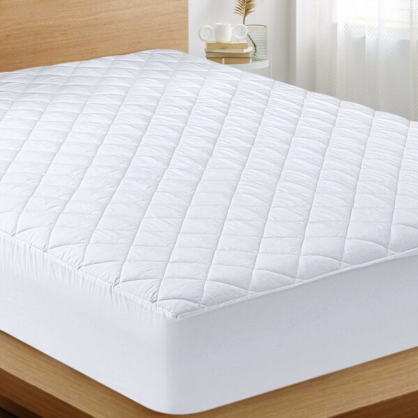 Utopia Bedding Quilted Fitted Mattress Pad Queen - Elastic - Compare and Shop The Best Products NOW